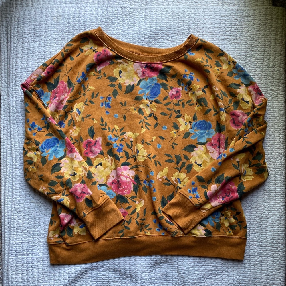 Women’s Old navy long sleeve shirt